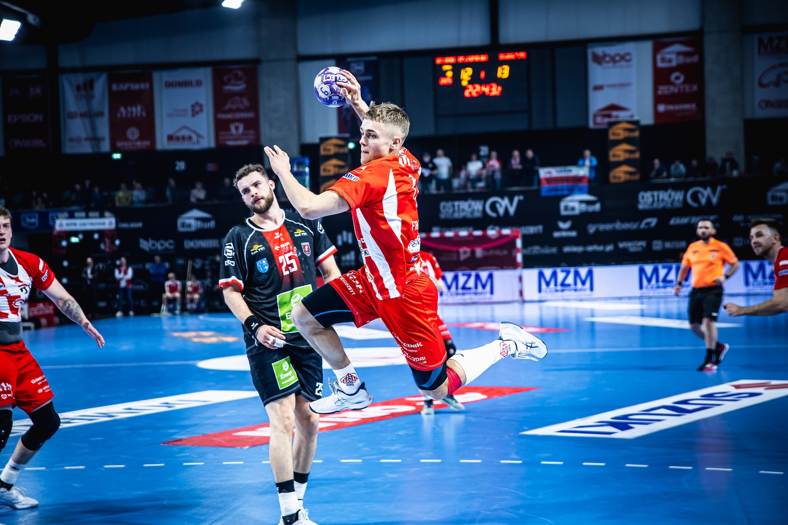 Dziewiętnaście celnych karnych. Potem zdecydował Valerio