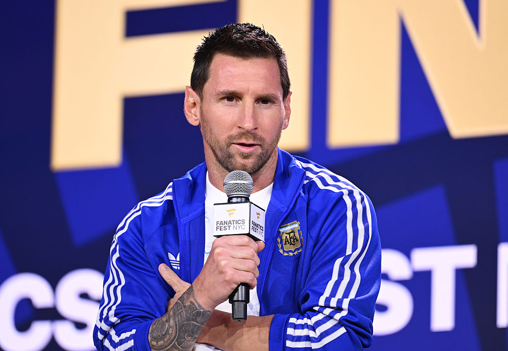 Ma szansę na Złotą Piłkę. Messi podjął sensacyjną decyzję