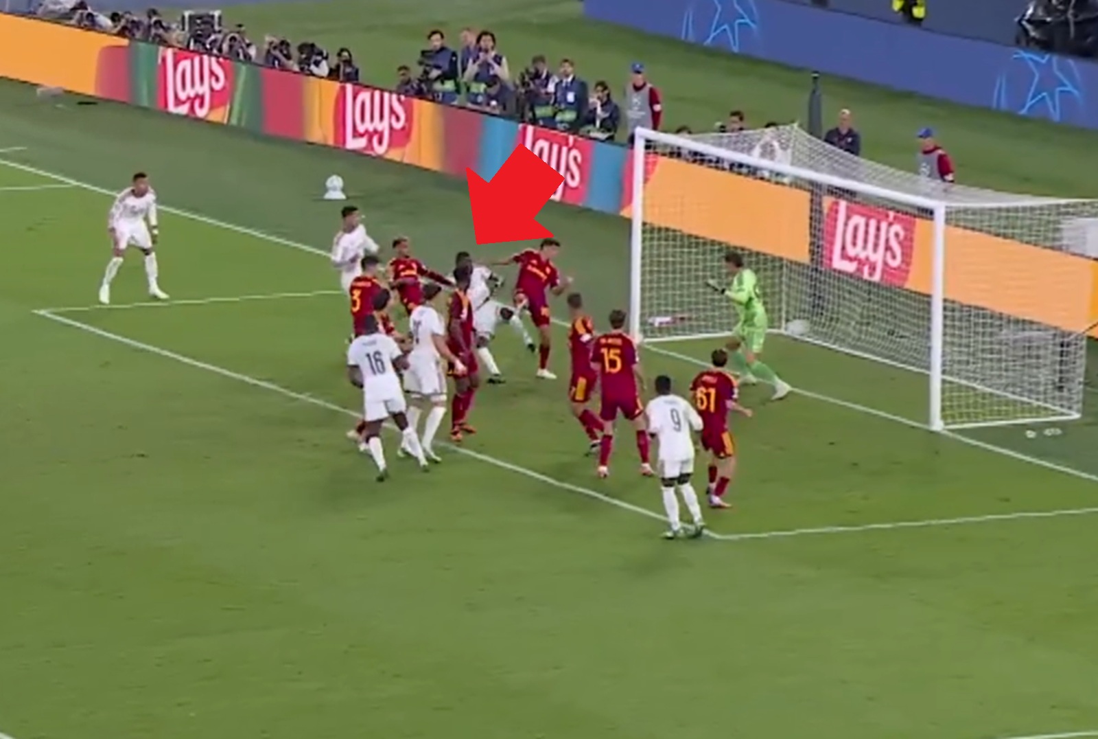 Real przeprowadził remontadę. Były piłkarz AS Roma wyprowadził cios w 90. minucie [WIDEO]