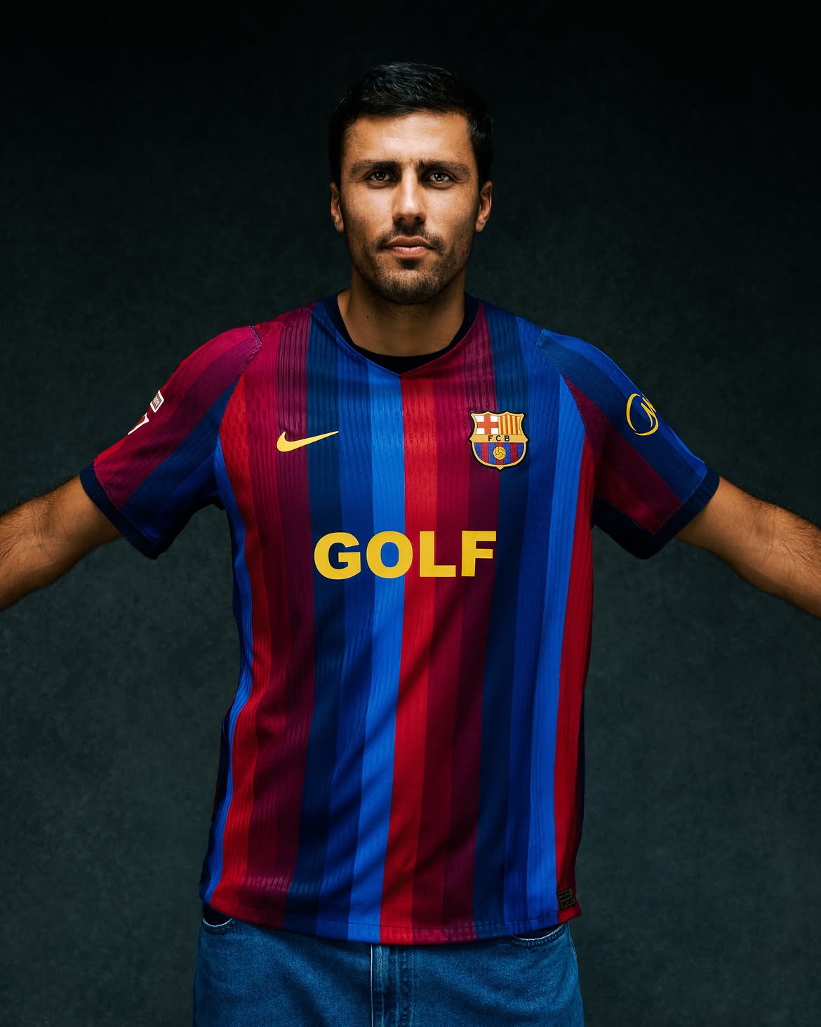 Barcelona pokazała koszulki na El Clasico. Cena zwala z nóg!