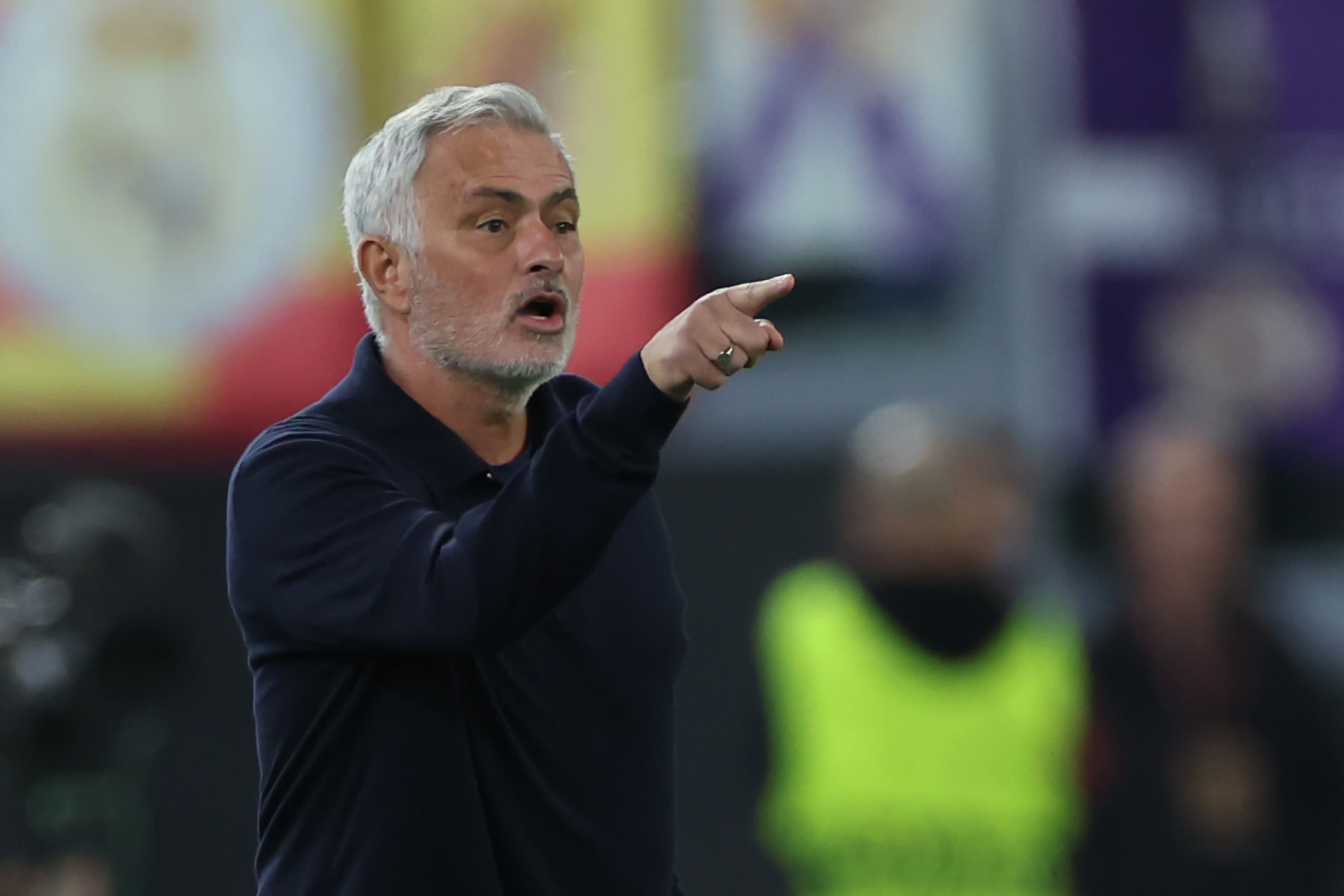 "Stary" Mourinho wraca i wypowiada wojnę. "Robią już rzeczy bez żadnego wstydu"