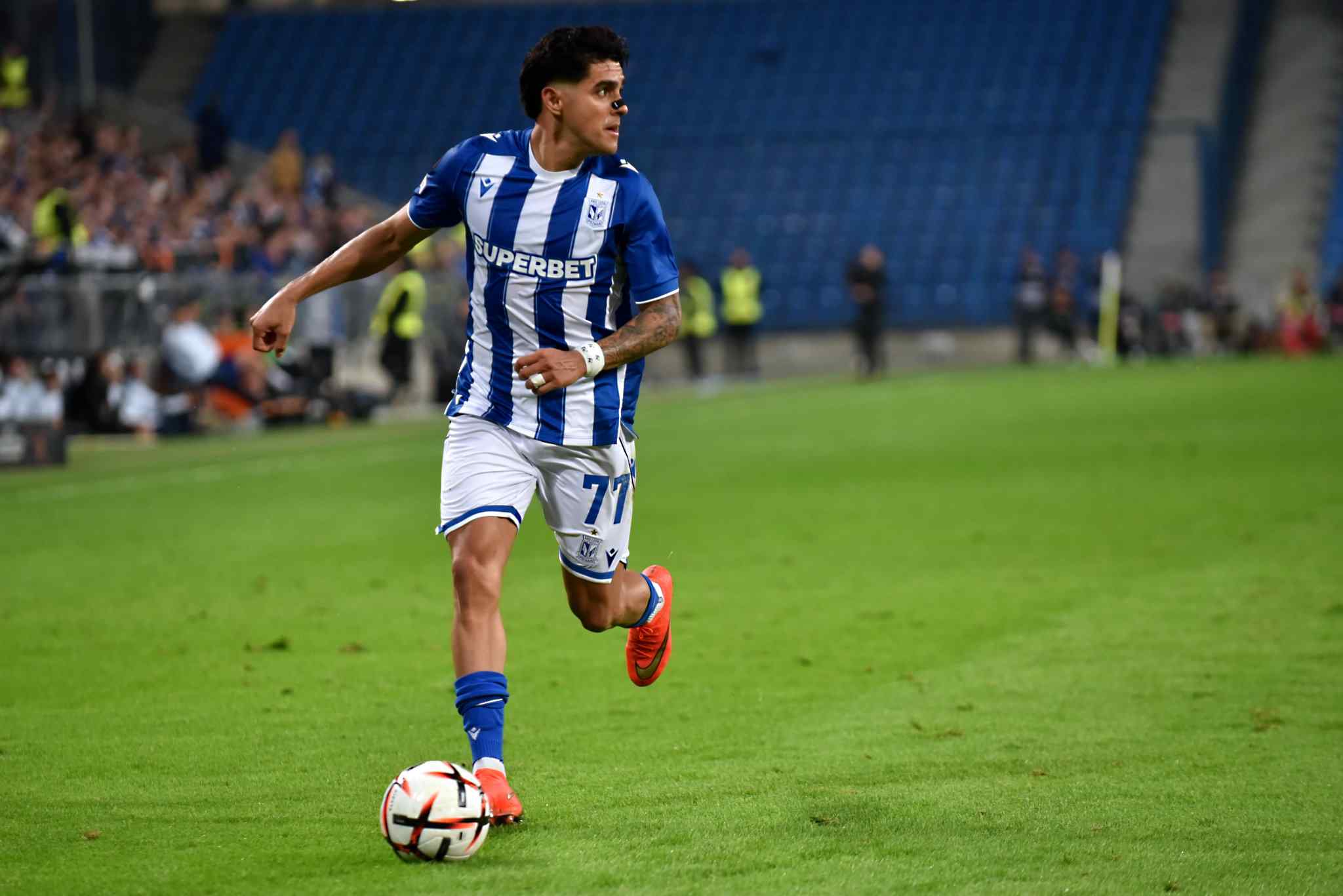 Lech Poznań - Korona Kielce: kursy, typy, analiza