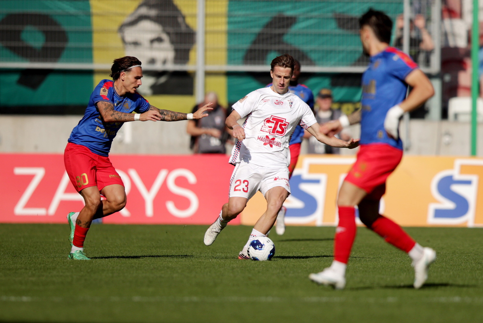 Górnik Zabrze zgubił punkty w derbach. Początek zapowiadał inny mecz