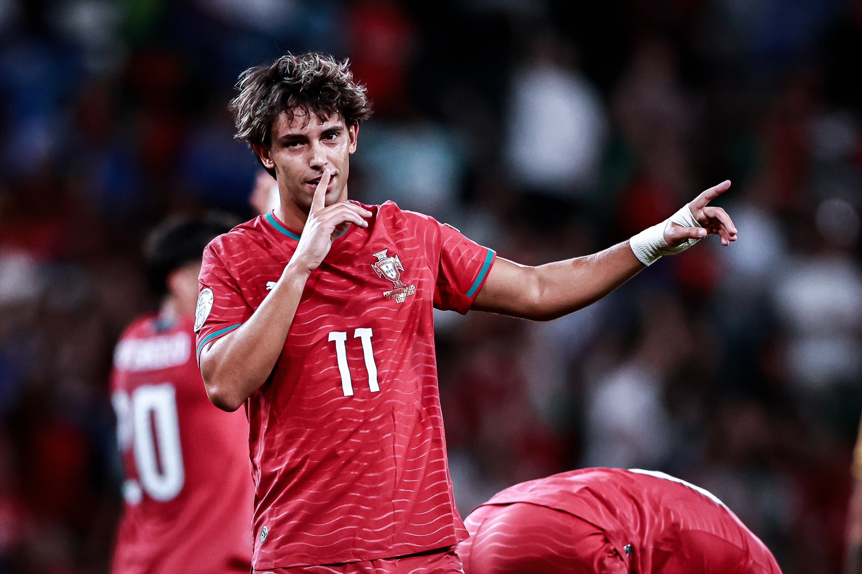 Gwiazdor Portugalii chce wrócić do Barcelony. Za darmo