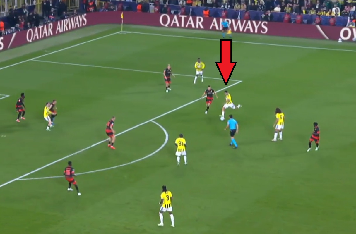 Szalony kwadrans w Stambule. Nie do wiary, co zrobił gwiazdor Fenerbahce