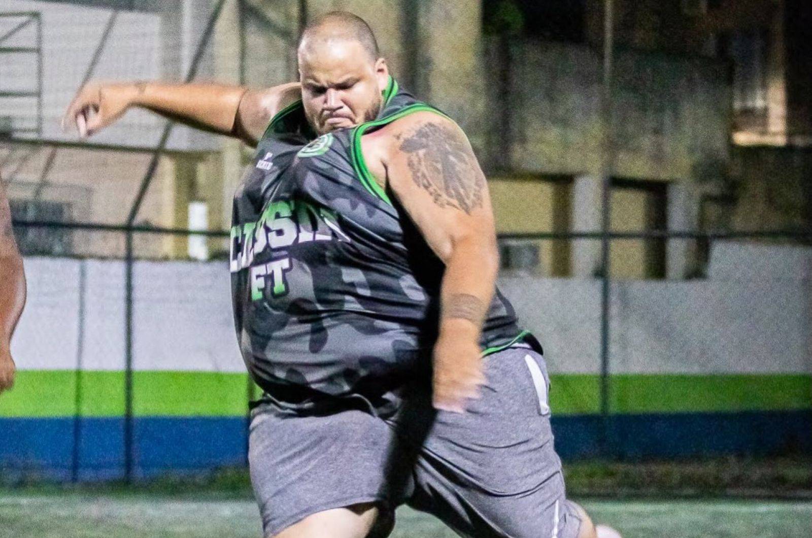 Ważył 250 kg. Schudł i znów gra. Niesamowita metamorfoza