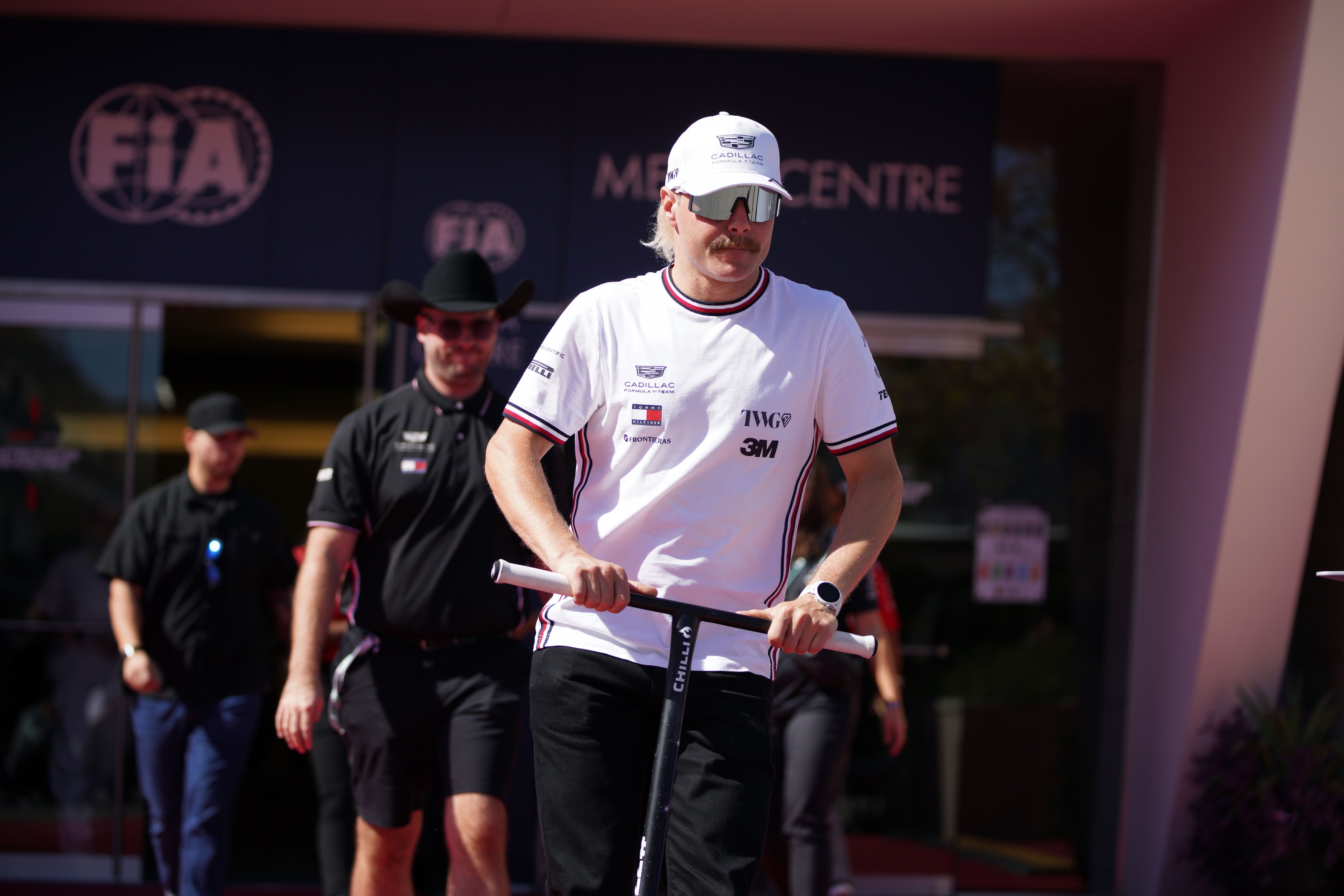Ledwo wrócił do F1 i znów wyleci ze stawki? Czarne chmury nad kierowcą