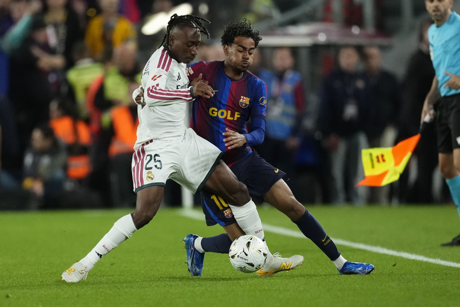 Barcelona - Deportivo Alaves. Gdzie oglądać mecz La Ligi? Kiedy się rozpocznie?