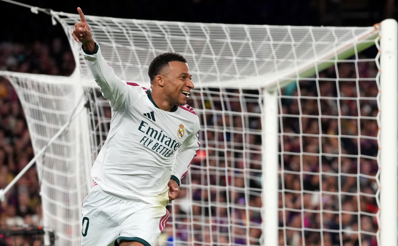 Barcelona na kolanach! Wielki triumf Realu na Camp Nou