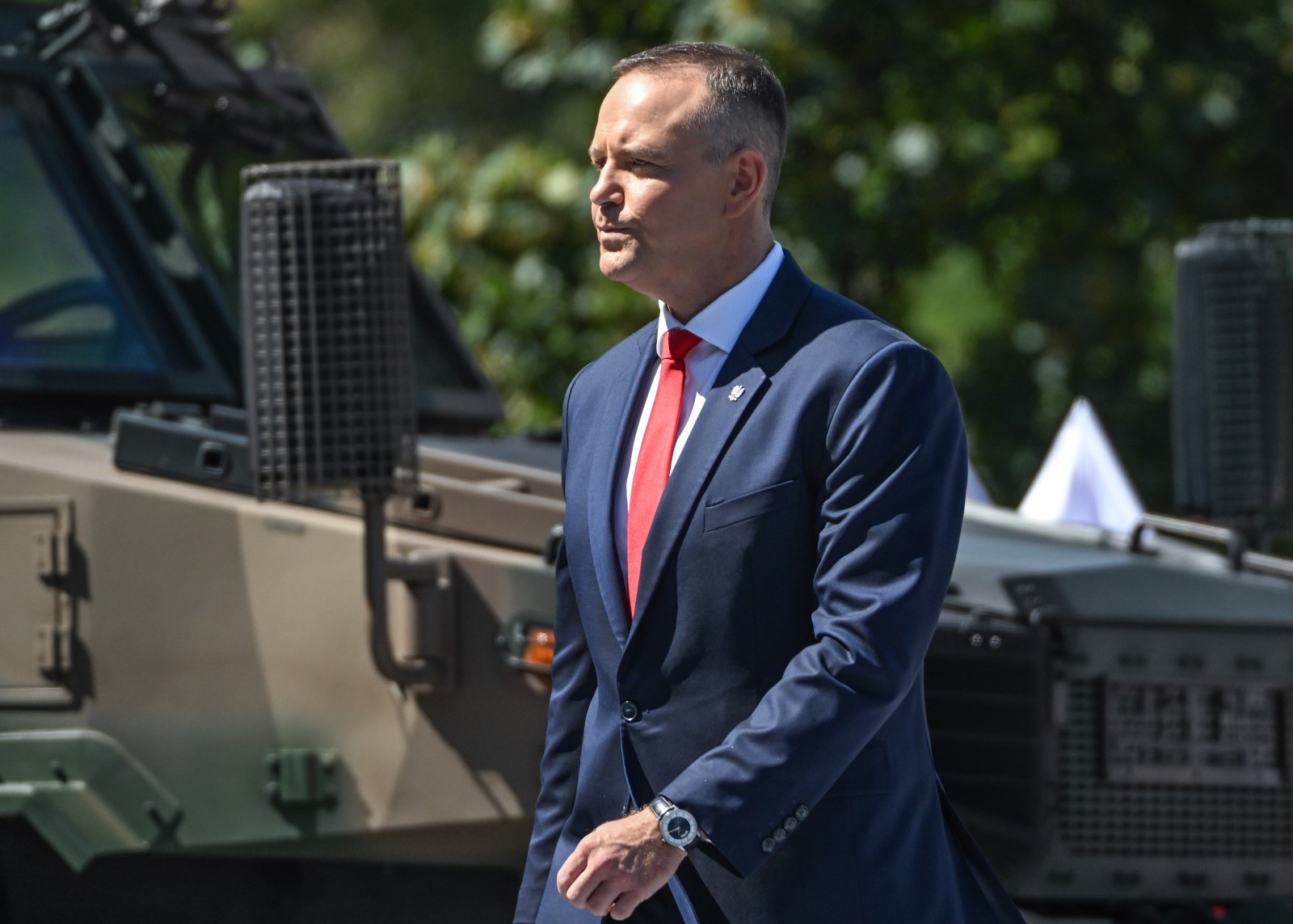Zdradził, ile razy w tygodniu trenuje Nawrocki. "To jest niesamowite"
