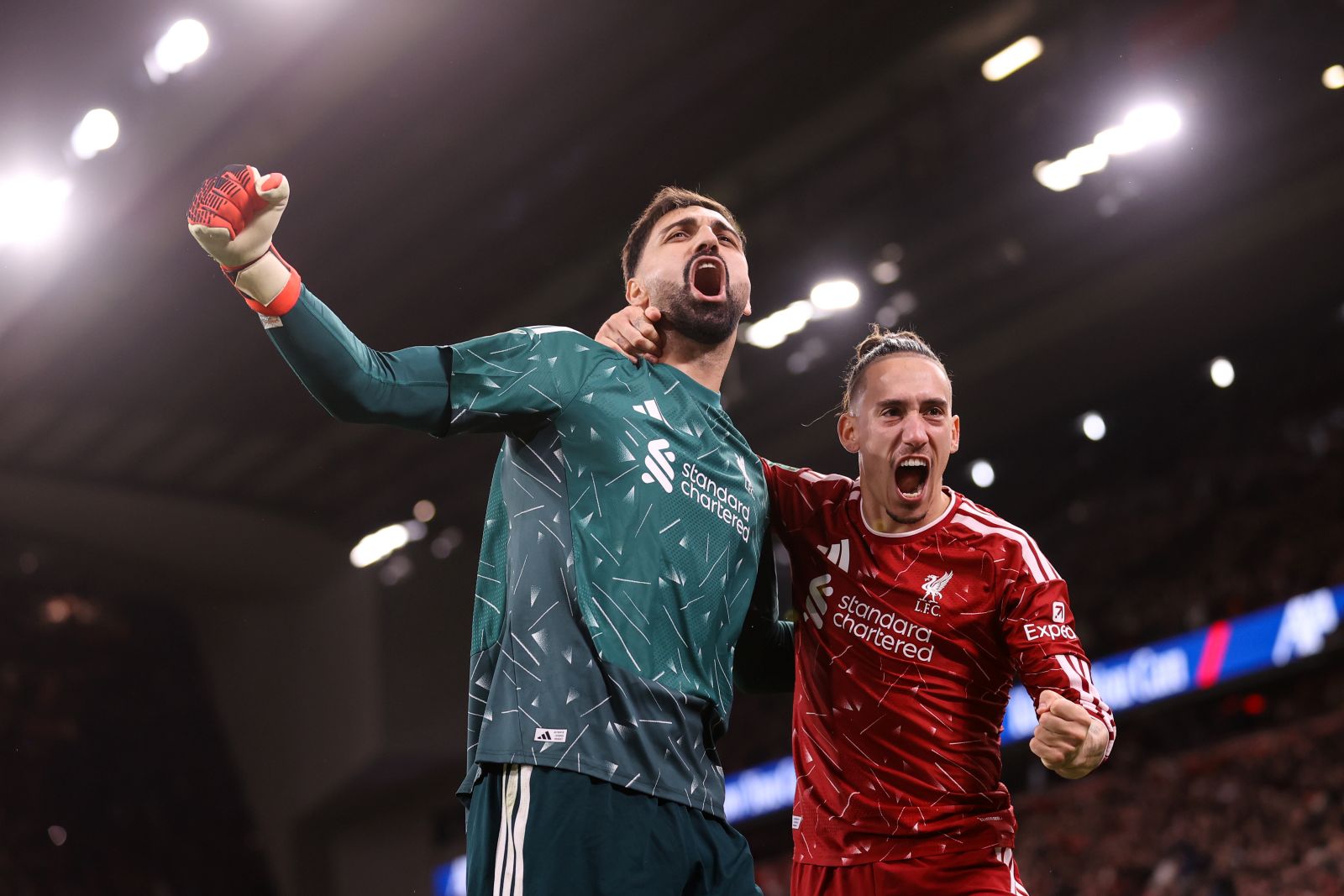 Zadecydowały rzuty karne. Pucharowy hit dla Liverpoolu