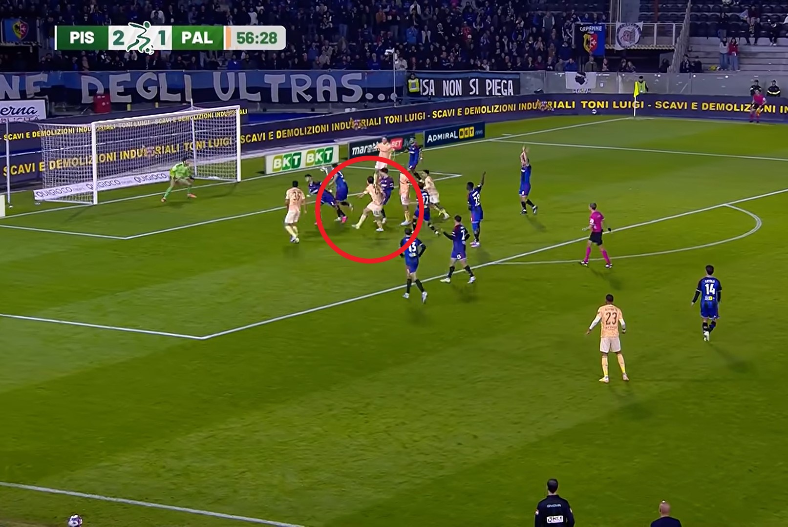 Efektowny gol Polaka. Bramkarz tylko patrzył [WIDEO]