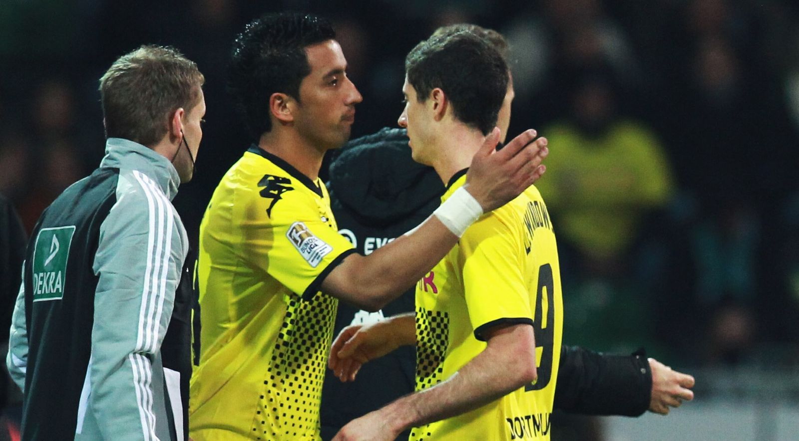 Lewandowski oberwał. "Prosto w twarz". Ujawnił, co stało się w szatni Borussii