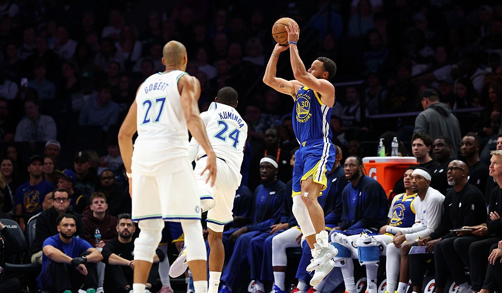 Tak się gra w Pucharze NBA. Doncić aż upadł na parkiet