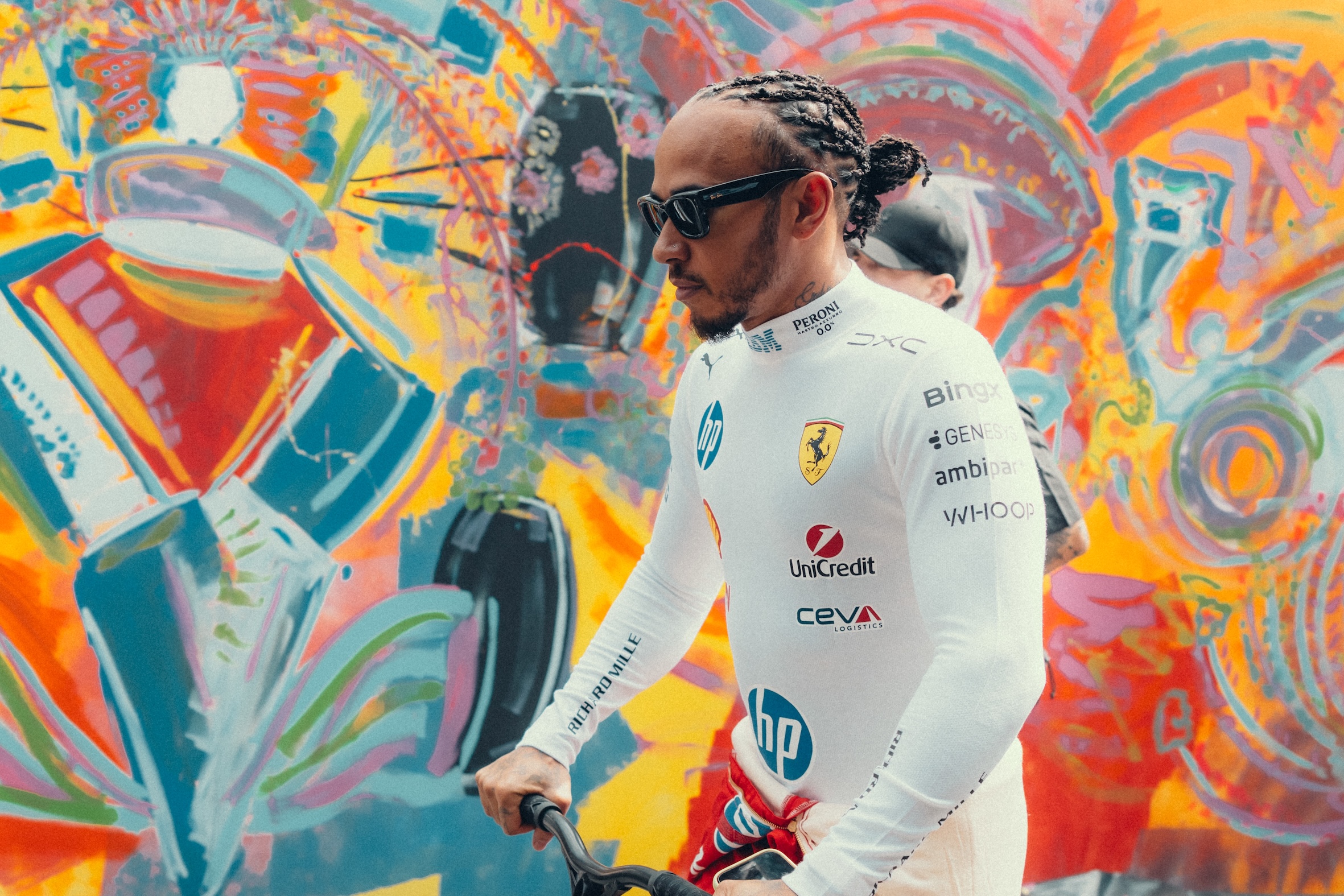 Hamilton czeka na wyrok ws. silnika Ferrari. "Wyjątkowo niefortunna awaria"